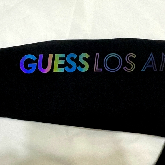Guess Sweatshirt - Picture 4 of 5